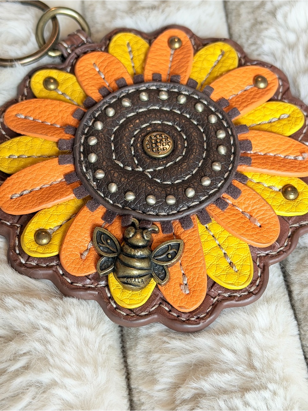 Chala Sunflower Leather Keychain Coin Purse with Bee Accent NWOT - Picture 2 of 6